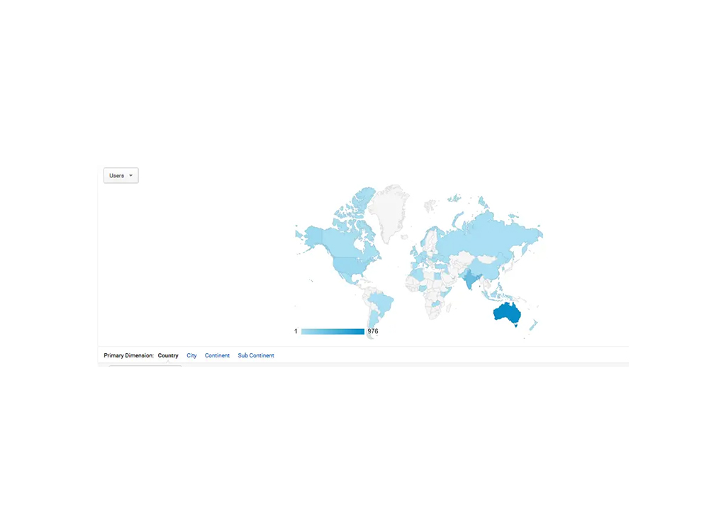 World map displaying user distribution by country, with varying shades of blue representing the number of users. The map includes options for primary dimension selection: country, city, continent, and subcontinent.